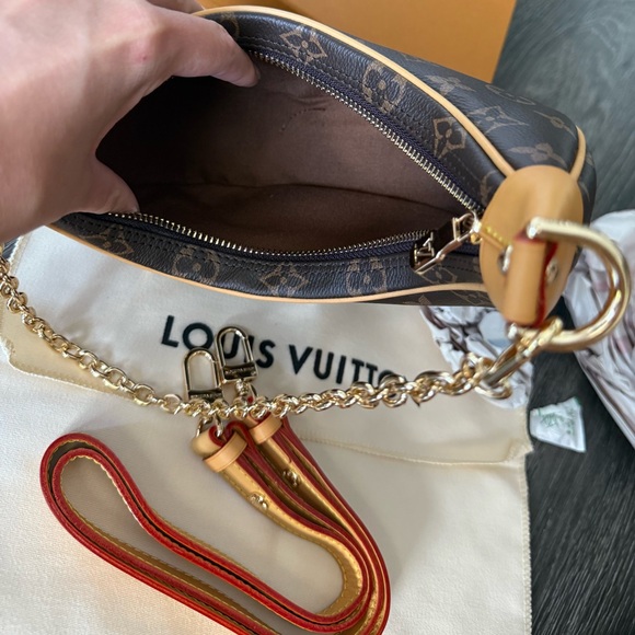 Purse - Picture 4 of 5